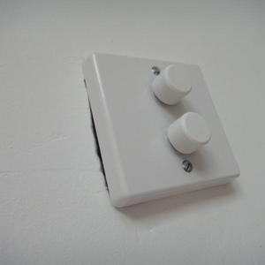 Lightswitch gap