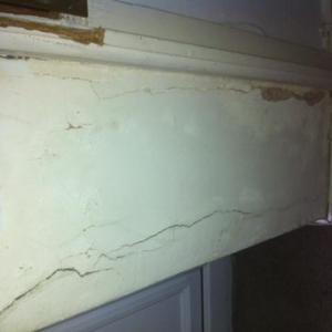 Cracked plaster