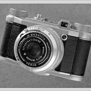 CLASSIC CAMERA COLLECTION