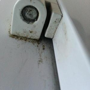 Door hinge