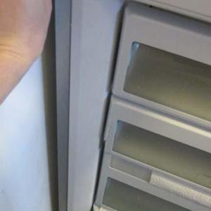  HOTPOINT FFP187BG FRIDGE FREEZER