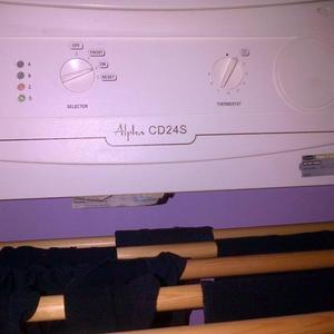 Expansion vessel valve