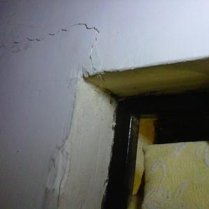 Wall Cracks