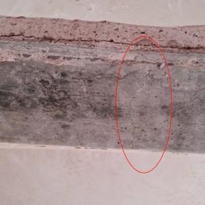 Lounge -  Kitchen wall