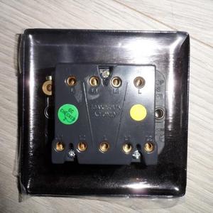 3-gang Tenby vs Volex