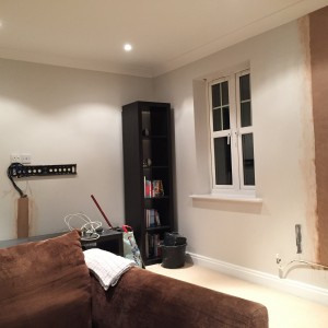 Heating pipe plaster cracks