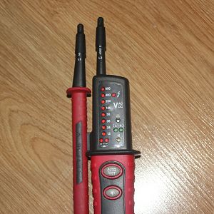 Voltage Tester & Socket Tester