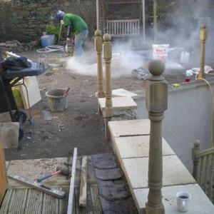 Copings on top of retaining wall