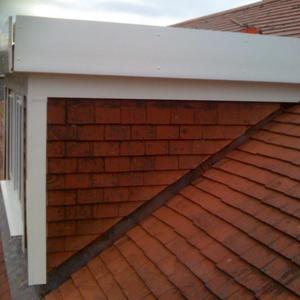 Dormer window construction
