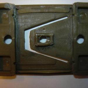 Unusual hinge d