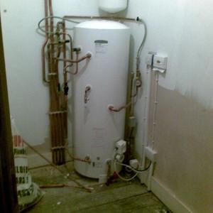 ariston primo 210 ltr
