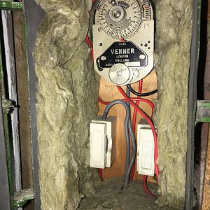 Photo 6 - old mechanical stair light timer