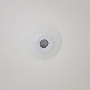 Bathroom light fitting