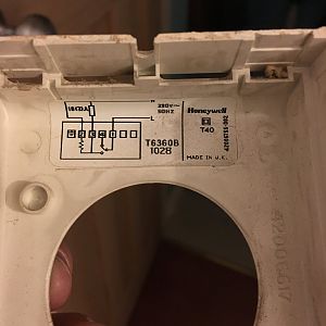 300856EA-92E8-4C64-B994-FA00420DCFE8