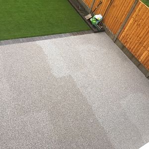 Resin bound Patio Stripes-1