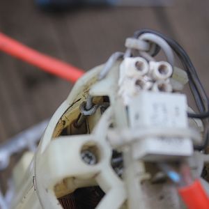 Loose friction fit to motor wingdings 1