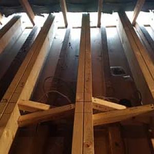 LH joists with herring