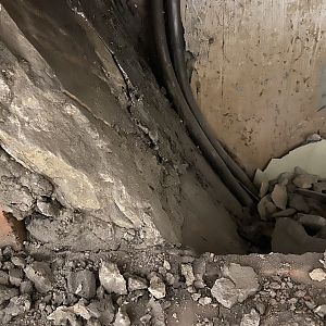 8C58F930-A2F4-4D1A-8940-781A28D864CD