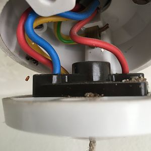 74287863-94BD-411C-85D5-74AEAC17C694