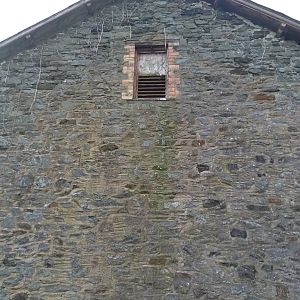 Gable wall