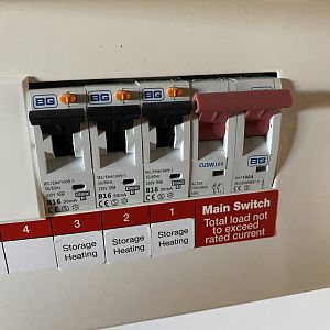 58D5F9F2-E5A0-42B0-898E-857B439971BA