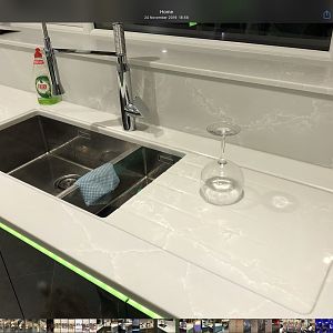 6F2CDC18-1F8A-475C-A825-91E2995A06AC