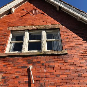 Rear Lintel - Bathroom