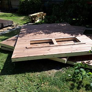 Shed arriving in prefabricated form