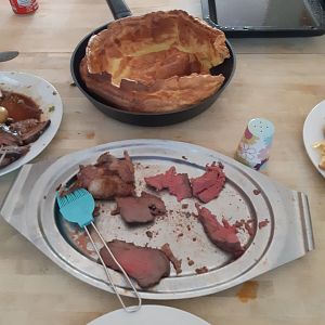 1592760600889878334960