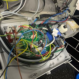 202011081358087608171575505