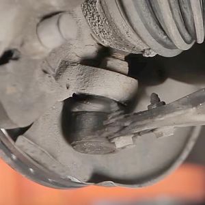 Bora Lower Balljoint Nut