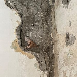 FCC0432D-E159-4CAD-B7D1-E8103B16FA50