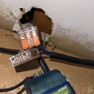 62ADACE1-8273-48F9-980B-76FFC13C5867