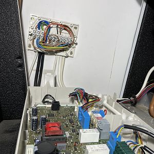 B3E76B8D-D6F1-4344-B454-A6773634F2D3