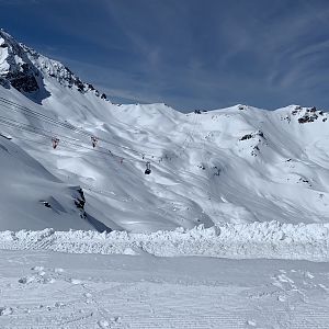 3F19E2BF-FE8A-4E25-BDD1-9E1BA0CB070E