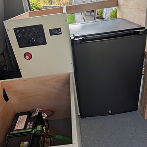 battery fridge.jpg