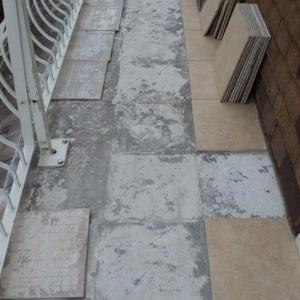 Tiling failure on a felt roof