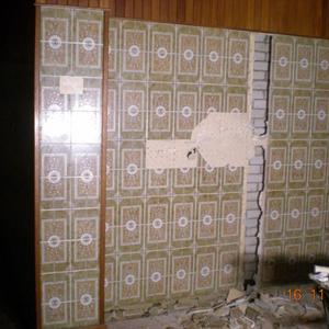 Posistion of door opening...