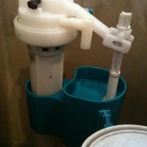 Toilet cistern valve