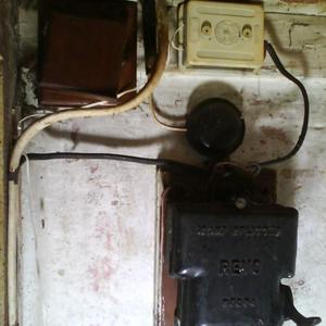 Doorbell and splitter unit