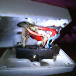 Rubber insulated wiring to light switch