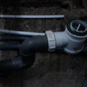 shower waste at shower end