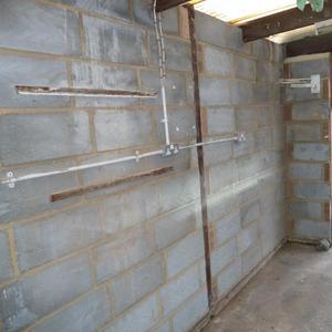 Long wall from back door closed