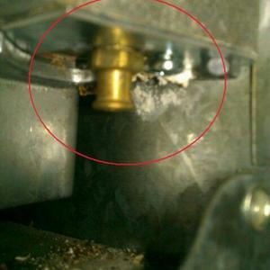 icos leak between sump and hex