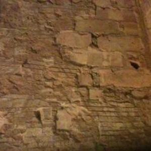 more bare brick and good plaster patches