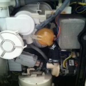 valve is the orange coloured part