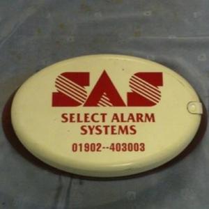 Does anyone know the name of this bell box?