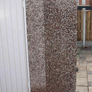 Outside of 1 leaky panel