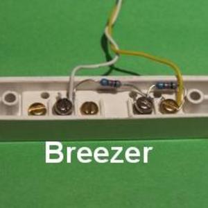 Surface contact with shunt and EOL resistors