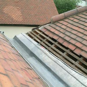 This is the left side of the gulley.